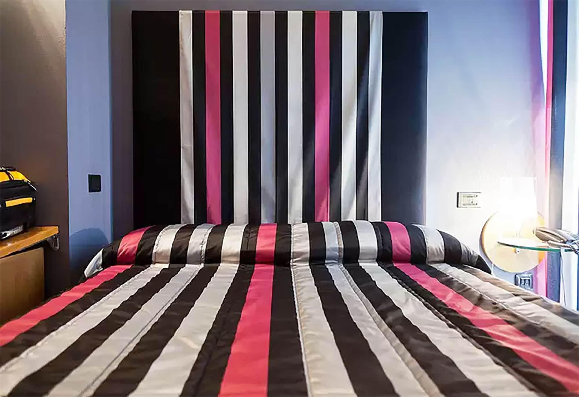 Hotel Aleramo Asti Bagian luar foto